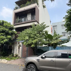 Biệt thự đường số 6